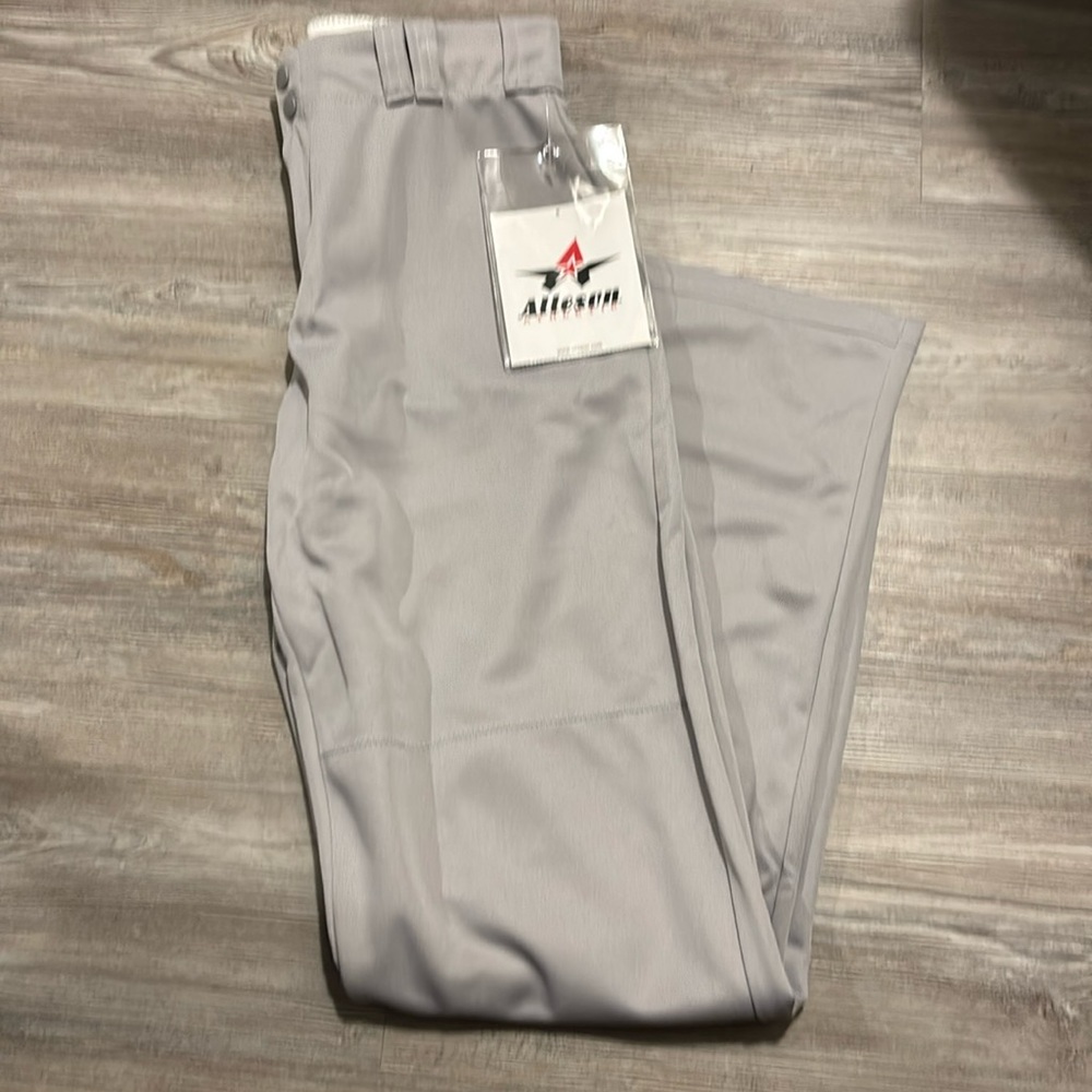🌸 NWT Gray Allerson Athletic Track Pants